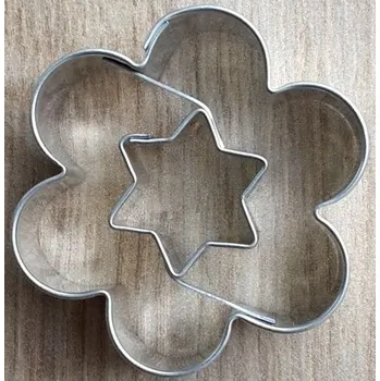 Vykrajovátko Vykrajovátko květ/hvězda 3,6 cm