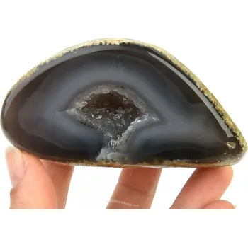 Přírodní kámen Achátová geoda s dutinou 224 g