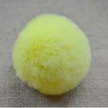 Bambule, bambulka z kožešiny žlutá 8 cm