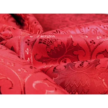 HEDVA ČESKÝ BROKÁT Církevní brokát 160 50749 BODLÁK A KŘÍŽ vínová