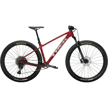 Trek Marlin 8 Gen 3 29" Crimson 2023 Horské kolo Trek Marlin 8 Gen 3 29" Crimson 2023