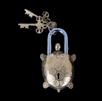 Věšák Visací zámek Želva Zlatý, Sittar