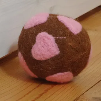 Jehelníček..Dveřní zarážka..Srdce v kameni