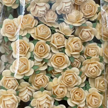 Svatební dekorace Sapaimport Růžičky midi - světle žlutá Množství: balení 100 ks