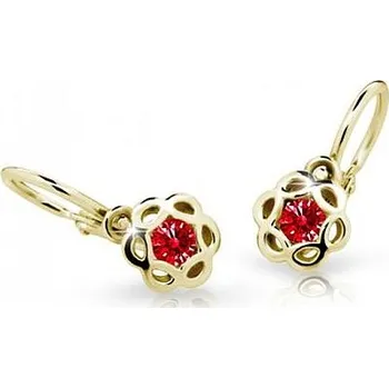 Náušnice Cutie Kids Jewellery c2179-10-40-x-1 Zlaté dětské náušnice na brizuru Cutie kytičky C2179 Ruby Dark – zlatý šperk ryzosti 585/1000 v Dárkovém balení s Certifikátem GBEYRB-00198