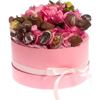 Fitness strava KOVANDOVI Kytice z pralinek box růžový 300 g