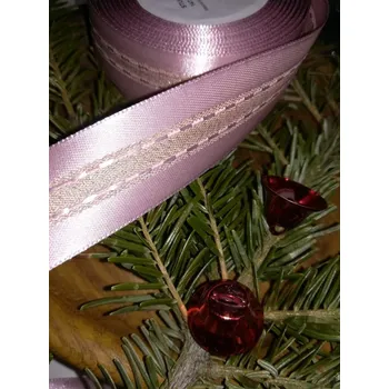 Stuha Atlasová stuha s lurexem šíře 25 mm pudrová