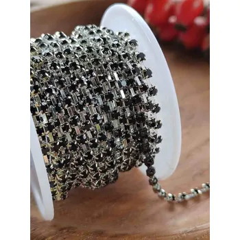 Krajka Štrasový prýmek / borta šíře 2,9 mm černý