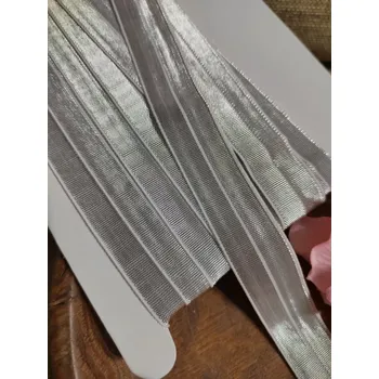 Textilie Lemovací pruženka půlená s lurexem šíře 20 mm bílá stříbrná