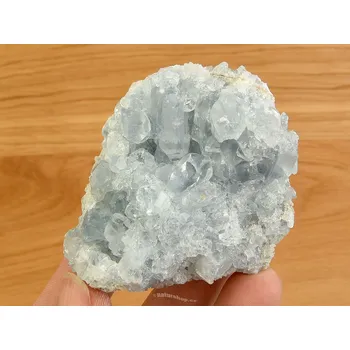 Přírodní kámen Drúza z celestýnu Madagaskar (192g)