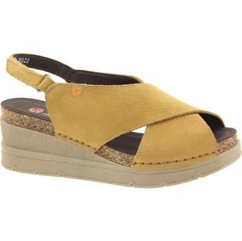 Dámské sandále JUNGLA Dámské žluté kožené sandály na klínku 8022-ALBERO-255 Velikost 40