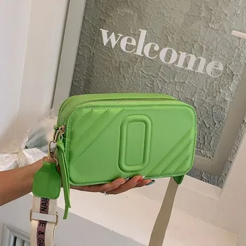 Dámská menší crossbody sportovní kabelka Barva: zelená
