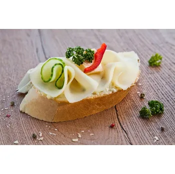 Chlebíček sýrový