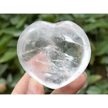 Přírodní kámen Křišťálové srdce (Madagaskar) 161g