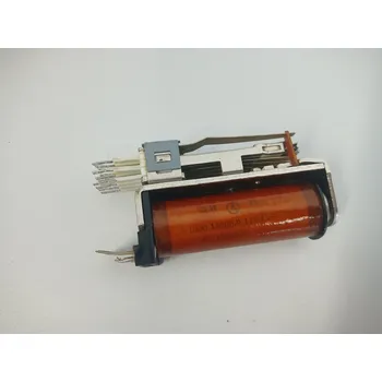 Relé ZPA Staré různé relé výběr dle variant Varianta: 4