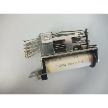 Relé ZPA Staré různé relé výběr dle variant Varianta: 6