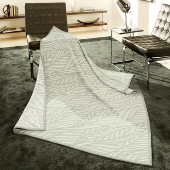 deka SCANquilt pléd VELURO vlnité listy zelenkavošedá střední 150 x 200 cm