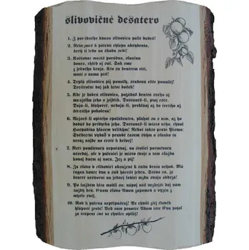 Desatero slivovice č.701 na desce s kůrou