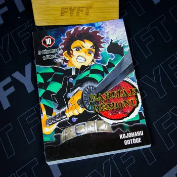 Zabiják démonů 10: O démonech a lidech (Crew) - manga