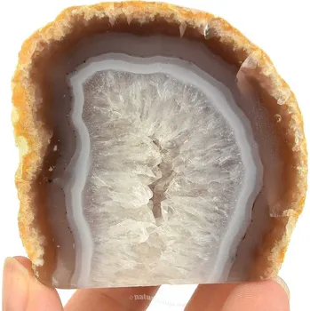 Přírodní kámen Geoda z achátu s dutinkou z Brazílie (212g)
