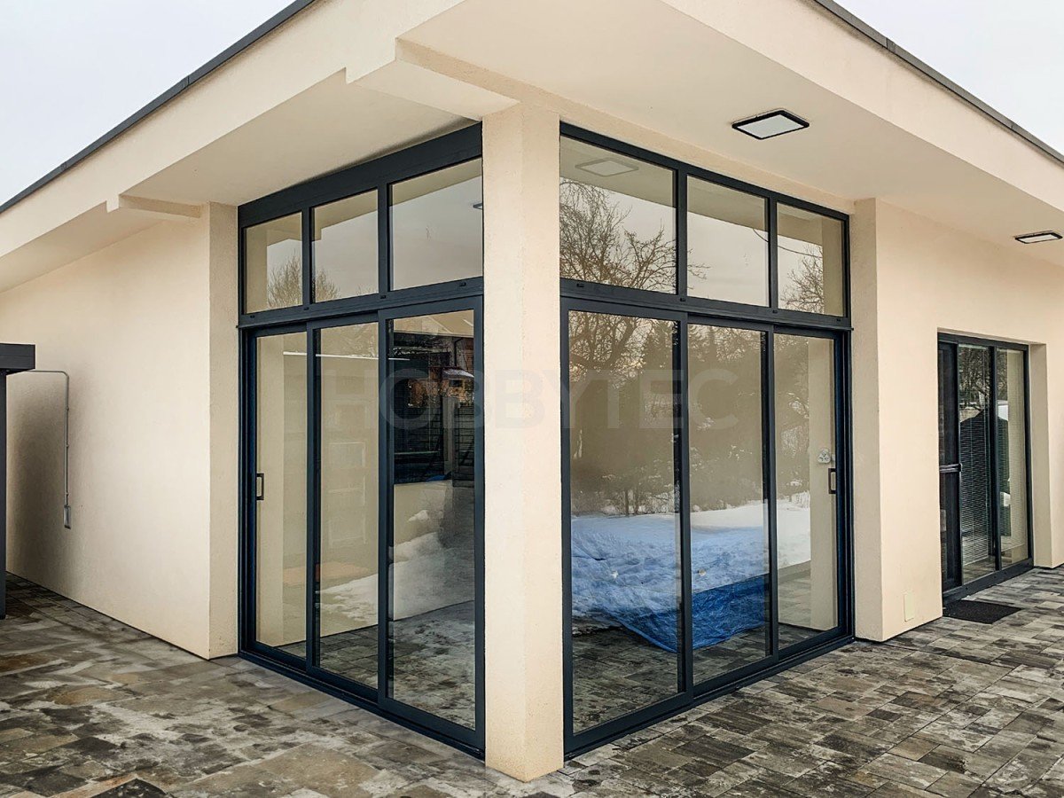 Zasklení pergol a stavebních otvorů