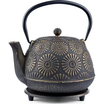 Konvice na čaj Čajová zahrada Japonská litinová konvice Manami zlatá 1200 ml s podložkou