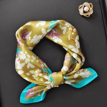 Šátek Hedvábný šátek zlato-tyrkysový 53x53 cm v dárkovém balení, HEDVÁBNÝ SVĚT