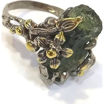 Prsten stříbrný prsten s vltavínem VPE61