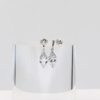 Náušnice Stříbrné náušnice na puzetu