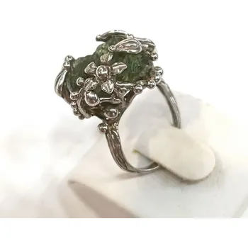 Prsten stříbrný prsten s vltavínem VPE122