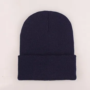 Čepice Krásná zimní stylová čepice v "beanie" střihu Barva: námořnická modrá