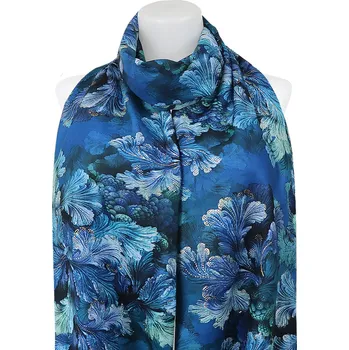 Šála Dámský teplý obdélníkový šál 3015-65 lístky se zlatou nitkou, modré barvy 7200660-1