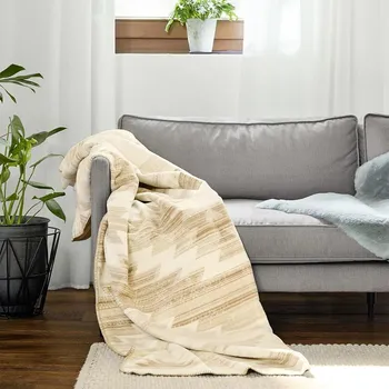 deka Deka GIRGA 150x200 cm - vyrobeno v EU