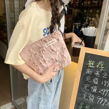 Kosmetická taška Dámská kosmetická taštička na cesty - A