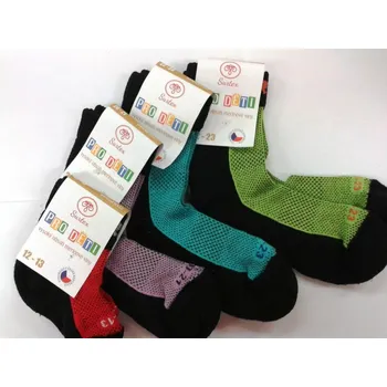 Surtex Trade, s.r.o. Surtex D04 ponožky pro děti dvoubarevné s froté ve šlapce, s obsahem merina 70% Barva: Černá s červenou, Velikost: 16-17