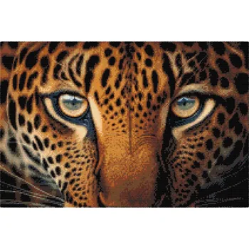 Diamantové malování Diamantové malování - Leopard zblízka Velikost: 40x60cm, Rámování: Pouze srolované plátno, Diamanty: Kulaté