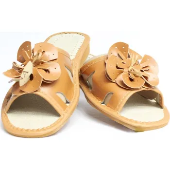 Dámské pantofle Dámské kožené papuče -model 58 hnědý květ, VELIKOST 38