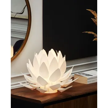 Lampička Stolní lampa bílá 30 cm květ ve tvaru leknínu dlouhý kabel s vypínačem Osvětlení dětského pokoje v moderním stylu Beliani