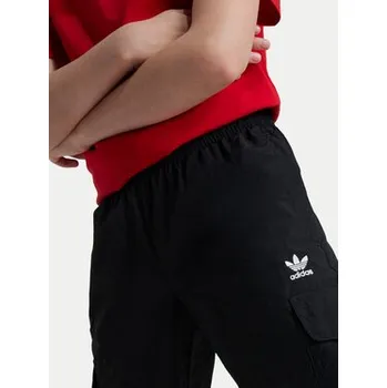 adidas Teplákové kalhoty IW3505 Černá Regular Fit 8_9Y