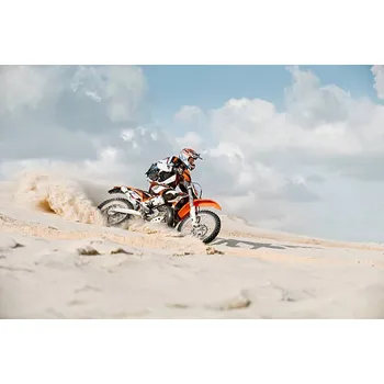 Plakát Plakát, Obraz - motor cross riding over sand, Charlie Yacoub