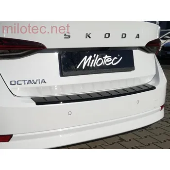 Tuning Práh pátých dveří s výstupky, černý lesklý "klavírlak" - Škoda Octavia IV. Limousine (Škoda Octavia IV. Limousine / Limousine RS, od r.v. 2019)