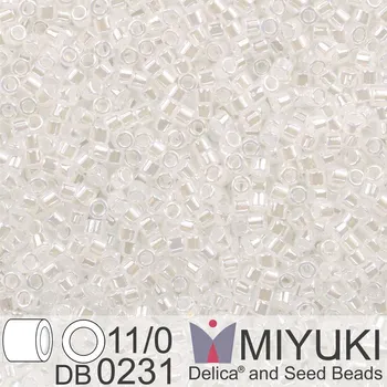 Korálek Korálky Miyuki Delica 11/0. Barva Crystal Ceylon DB0231. Balení 5g