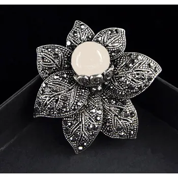 Brož B-TOP Vintage brož Šedý Květ