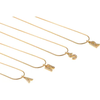 Náhrdelník franco bene Náhrdelník se zdobeným písmenem - pozlacený | 1163 Písmeno: O