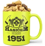 Hrnek Hasičem od roku (rok: 1951, Náplň hrníčku: Směs slaných oříšků)