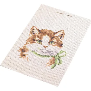 Vyšívací vzor Dětská vyšívací sada s předtištěným motivem 020736/3, bílá kočička (předtisk, jehla a nitě), 14x20cm