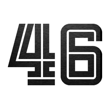 Polep vozidla Startovní číslo 46 typ 7 (63 - škrábaný kov černý) SAMOLEPKA NA AUTO, NÁLEPKA, FÓLIE, POLEP, TUNING, VLASTNÍ TEXT, TISK, AUTOSAMOLEPKY.cz, POLEPY, OBRÁZEK, LOGO, 3D STICKERS