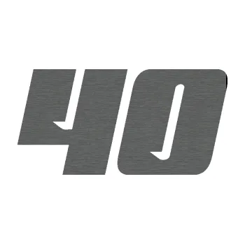 Polep vozidla SAMOLEPKA NA AUTO Startovní číslo 40 typ 6 (62 - škrábaný titan) NÁLEPKA, FÓLIE, POLEP, TUNING, VLASTNÍ TEXT, TISK, AUTOSAMOLEPKY.cz, POLEPY, OBRÁZEK, LOGO, SAMOLEPKY