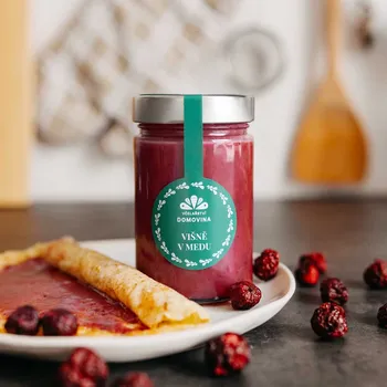 Včelařství Domovina Višně v medu Hmotnost: 380 g