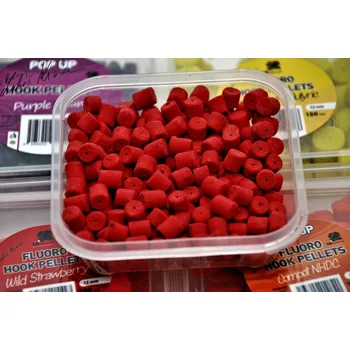 Boilies LK Baits Fluoro POP-UP Hook Pellets Wild Strawberry 150ml, 8mm